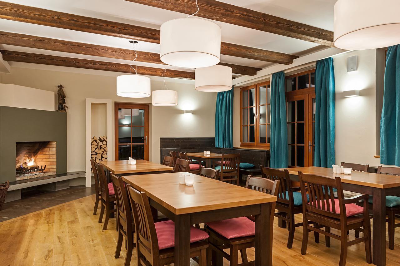 Aneta Hotel & Restaurant Vítkovice 外观 照片
