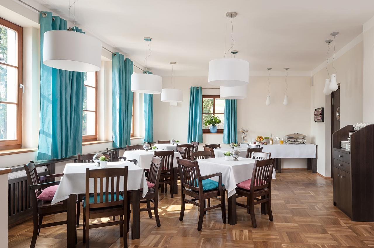 Aneta Hotel & Restaurant Vítkovice 外观 照片